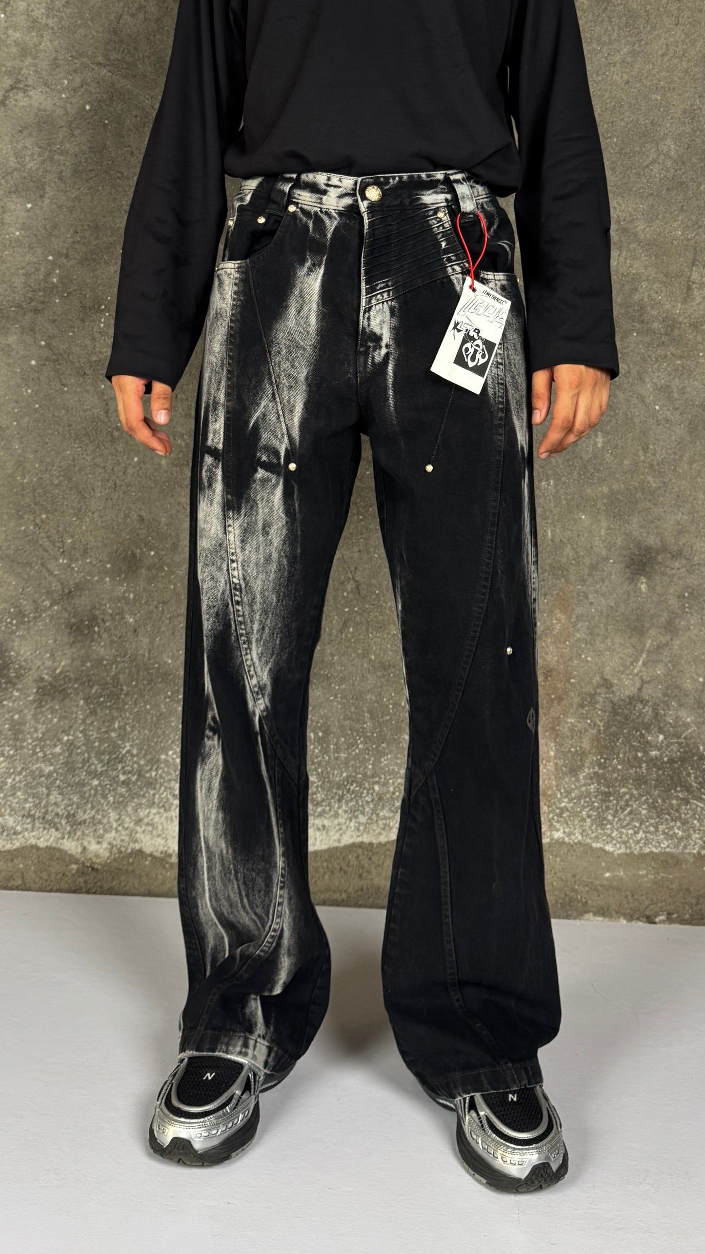 Waves Panelled-Shibori Black - RTW