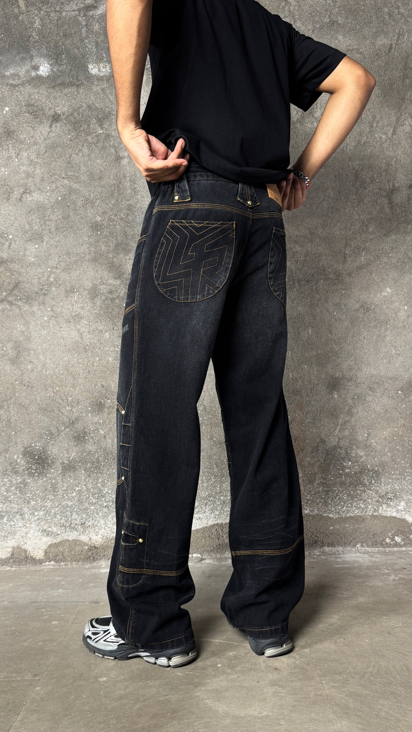Paratrooper Og-black- RTW
