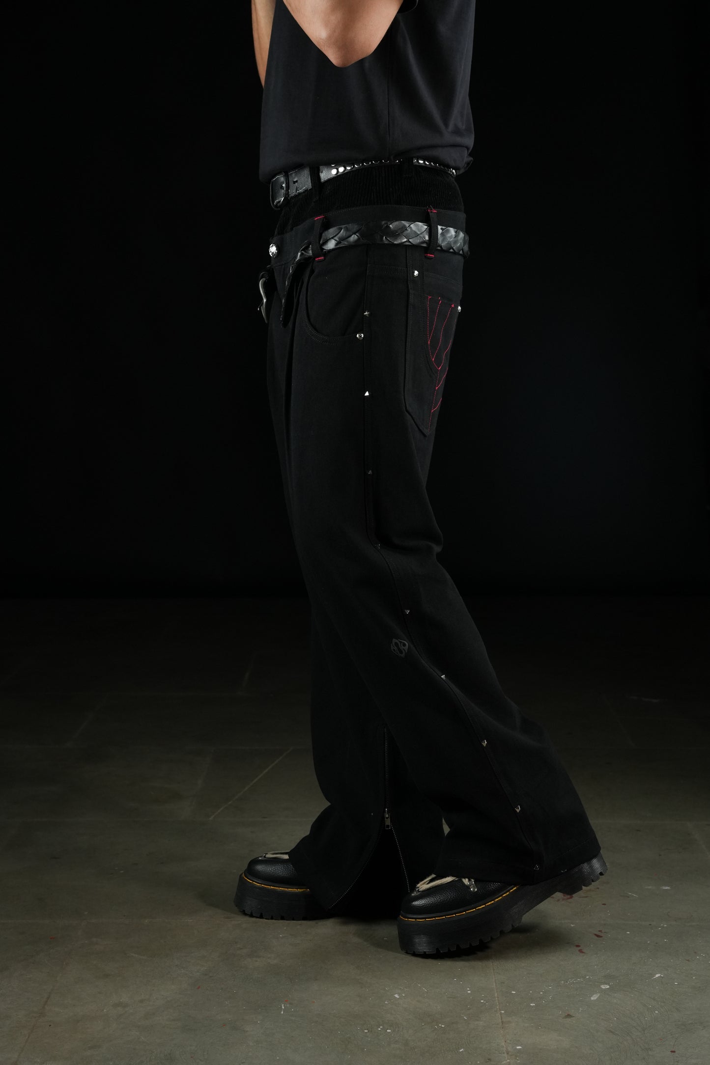 Sagging Jeans-Black - MTM