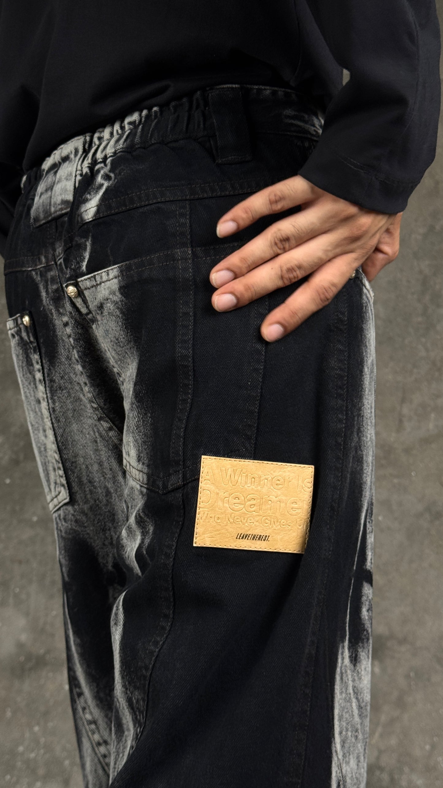 Waves Panelled-Shibori Black - RTW