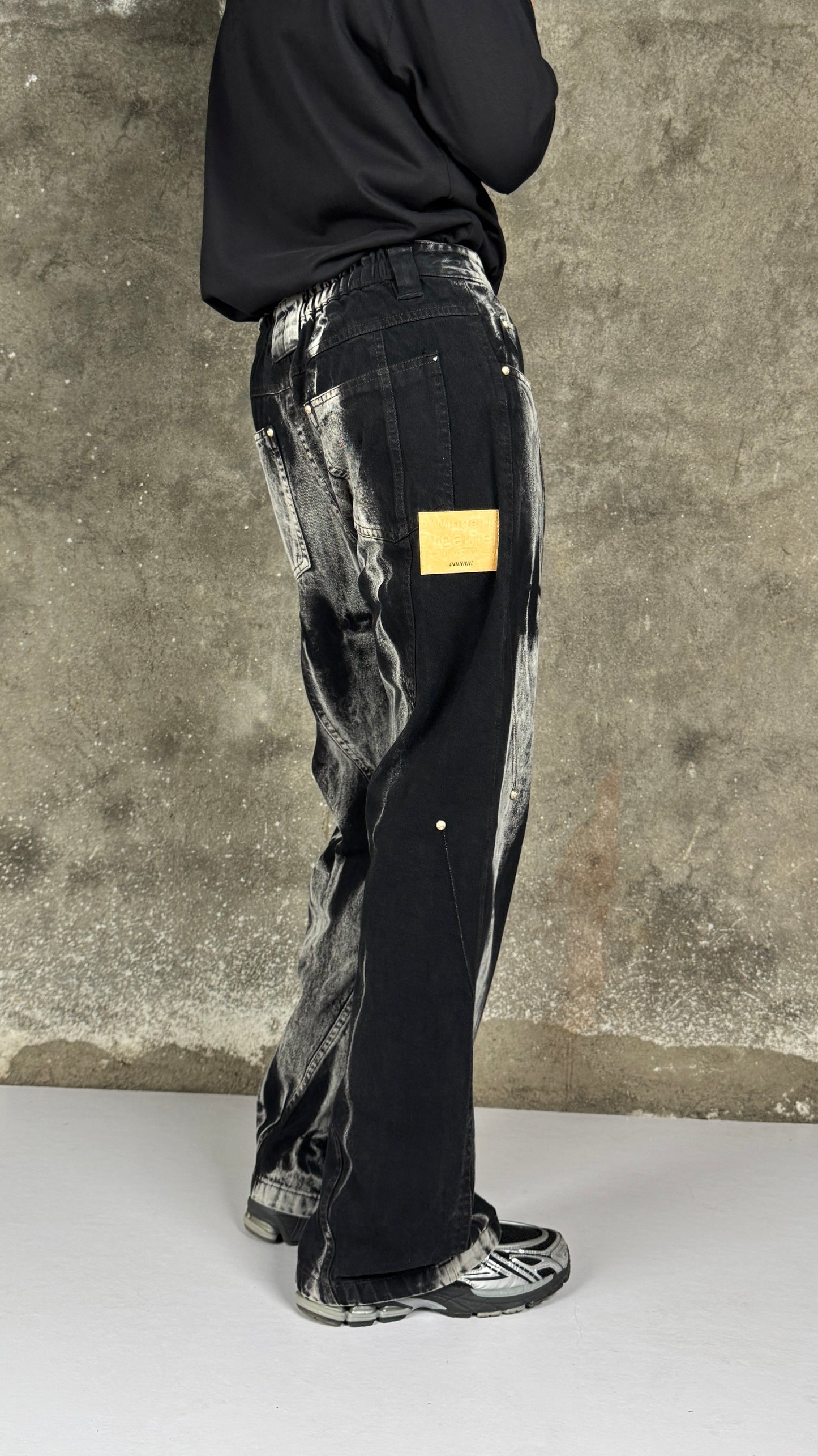 Waves Panelled-Shibori Black - RTW