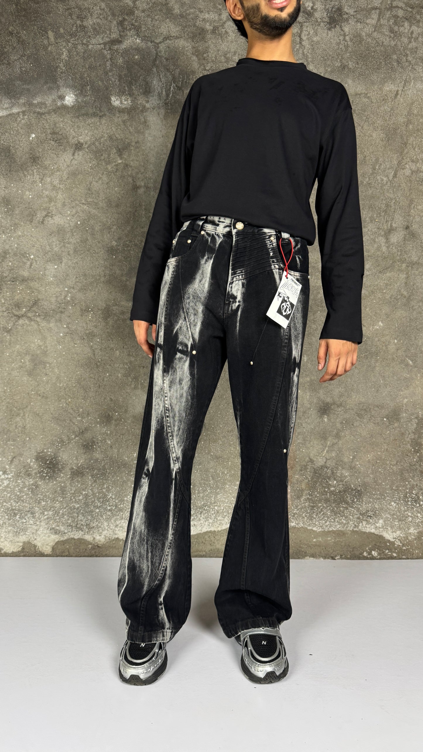 Waves Panelled-Shibori Black - RTW