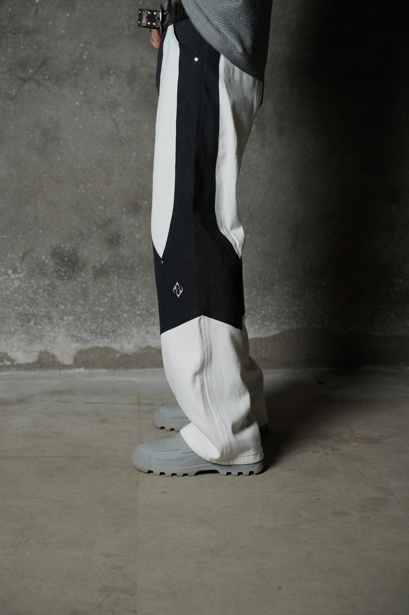 Smooth criminal Pant-White - MTM