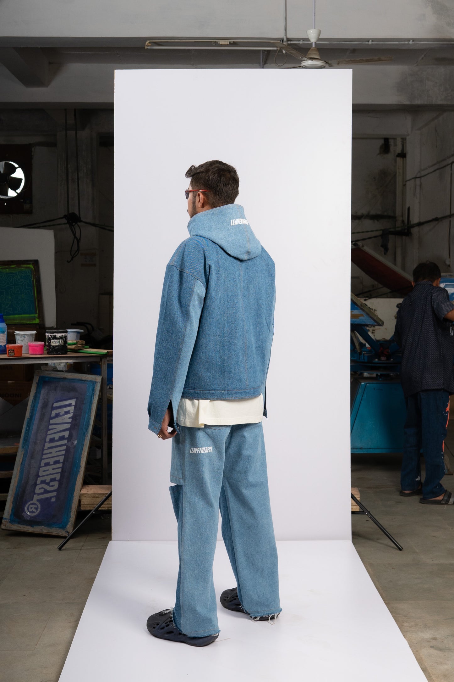 Denim hoodie bluish - leavetherest.
