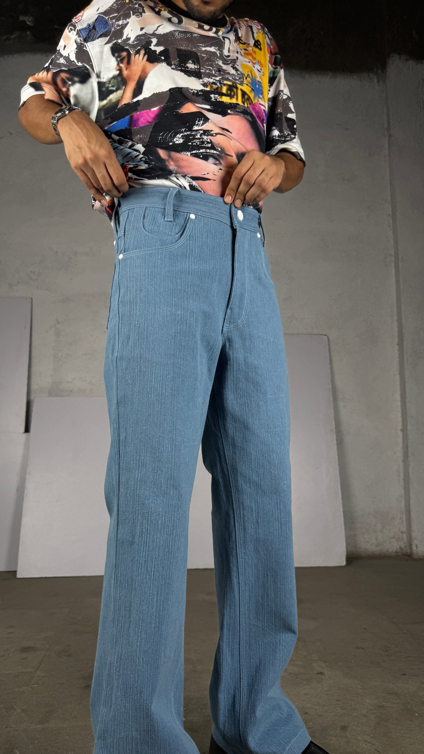 Raw Mid sky jeans masti flared pharrel - RTW