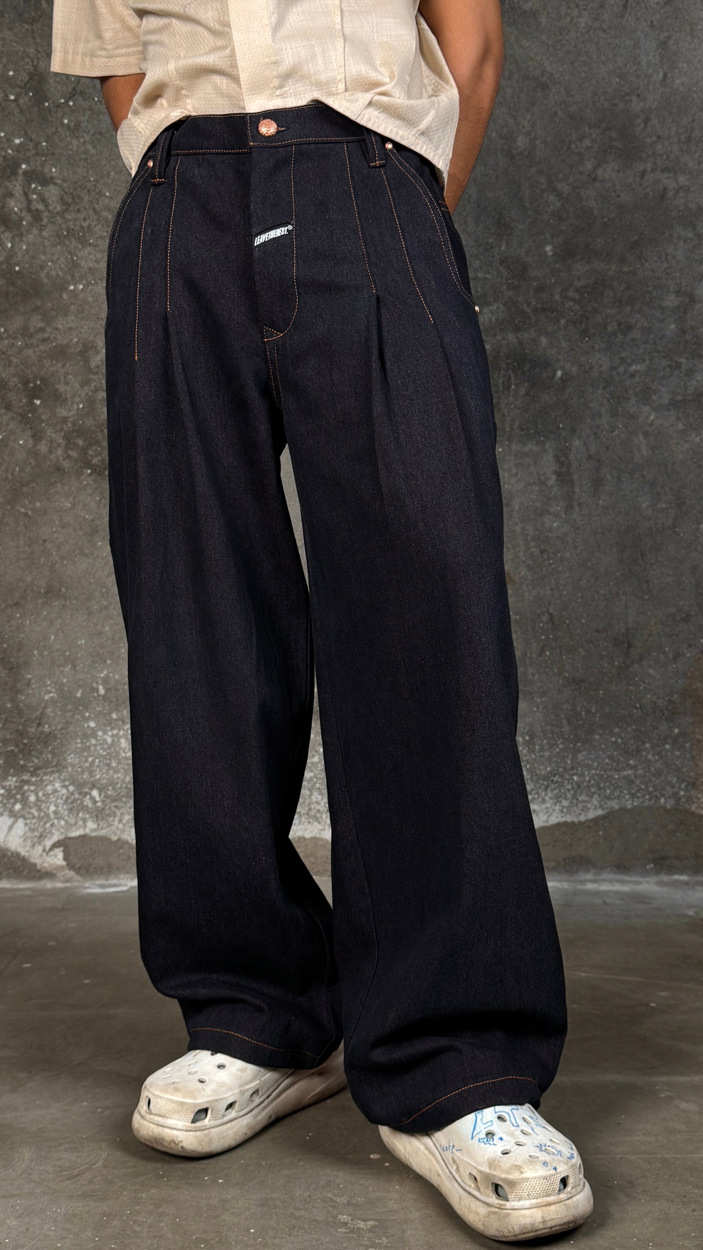 Double Pleats Masti-Raw Cola. - MTM