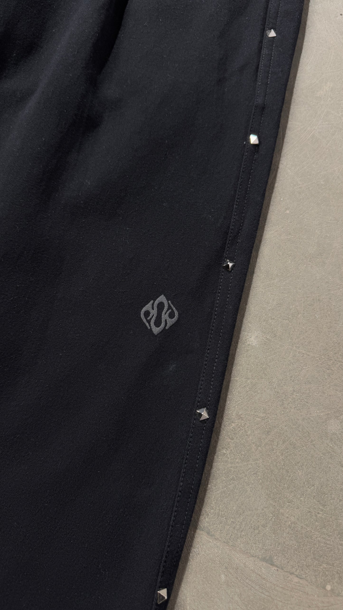 Sagging Jeans-Black - MTM