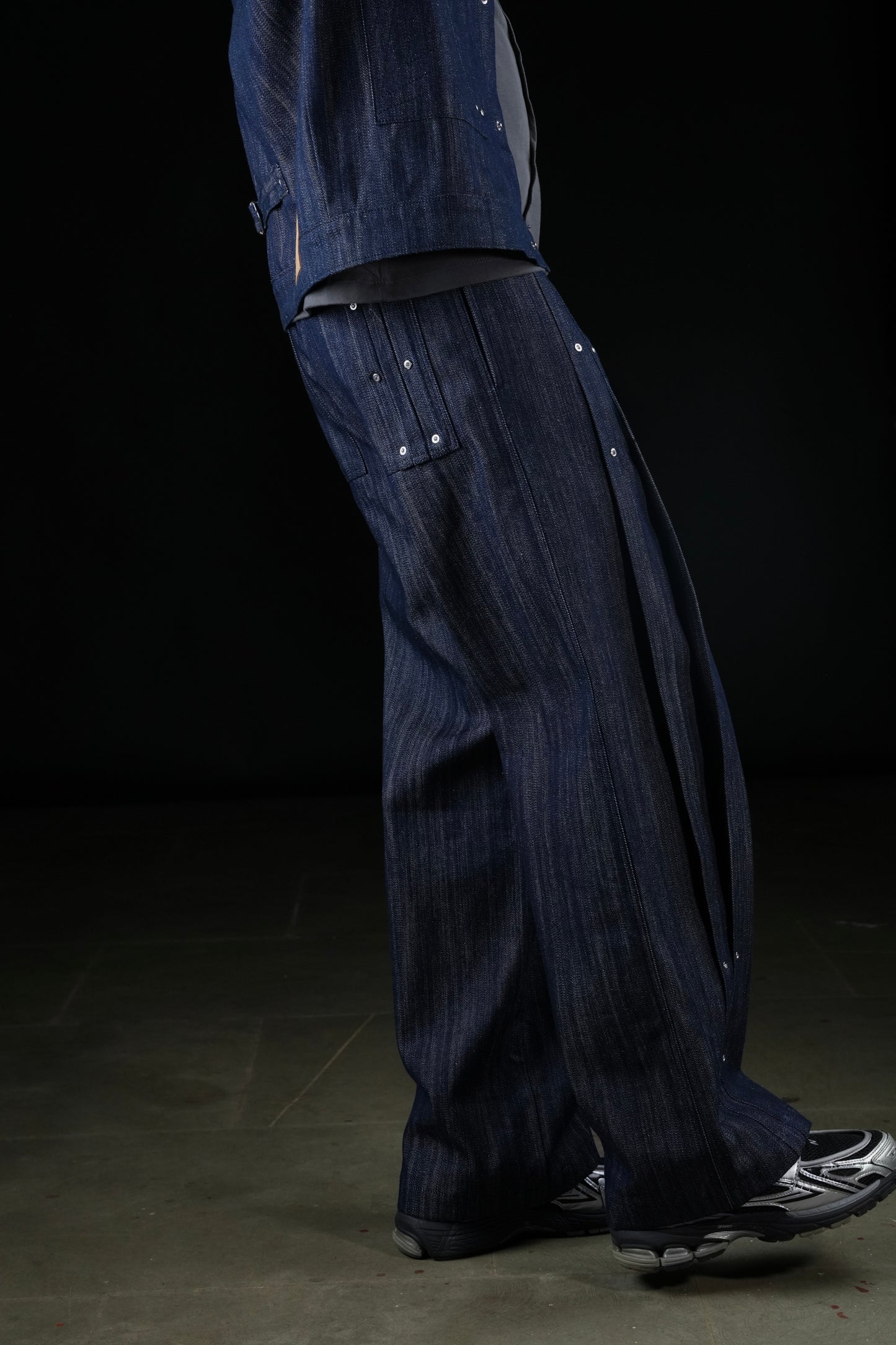 Pleated Slub Jeans- Indigo - MTM