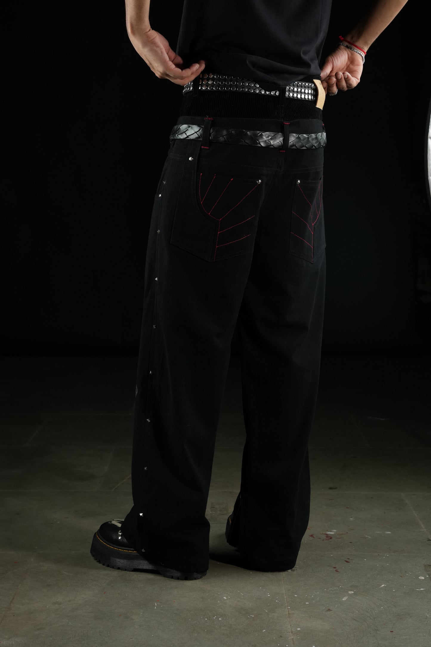 Sagging Jeans-Black - MTM