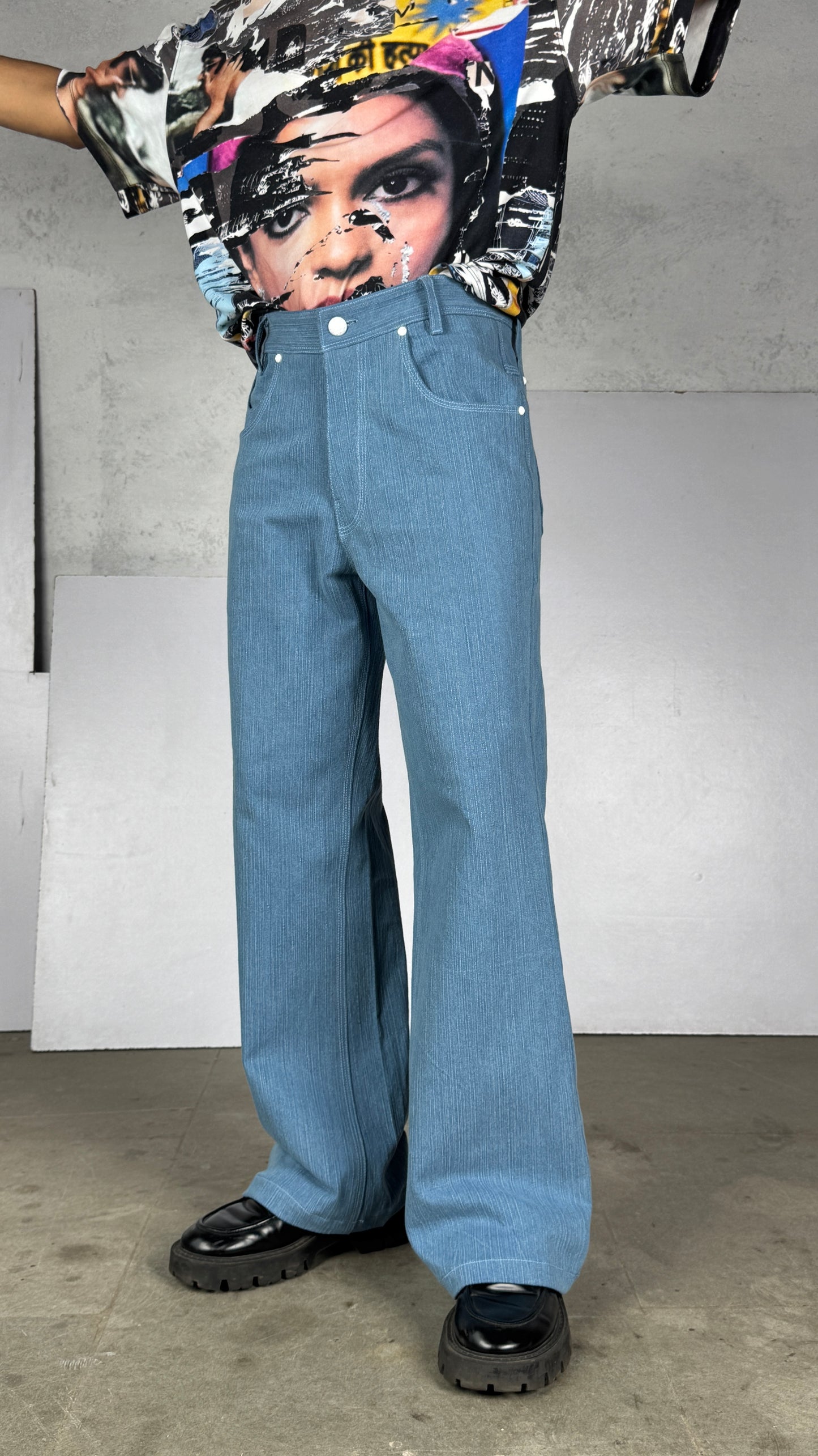 Raw Mid sky jeans masti flared pharrel - RTW