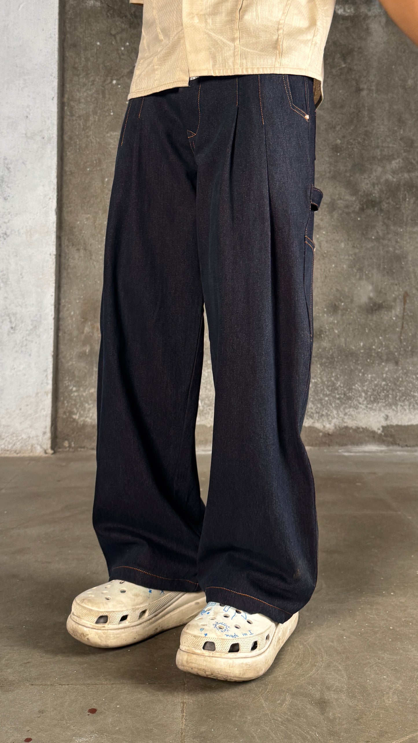 Double Pleats Masti-Raw Cola. - MTM