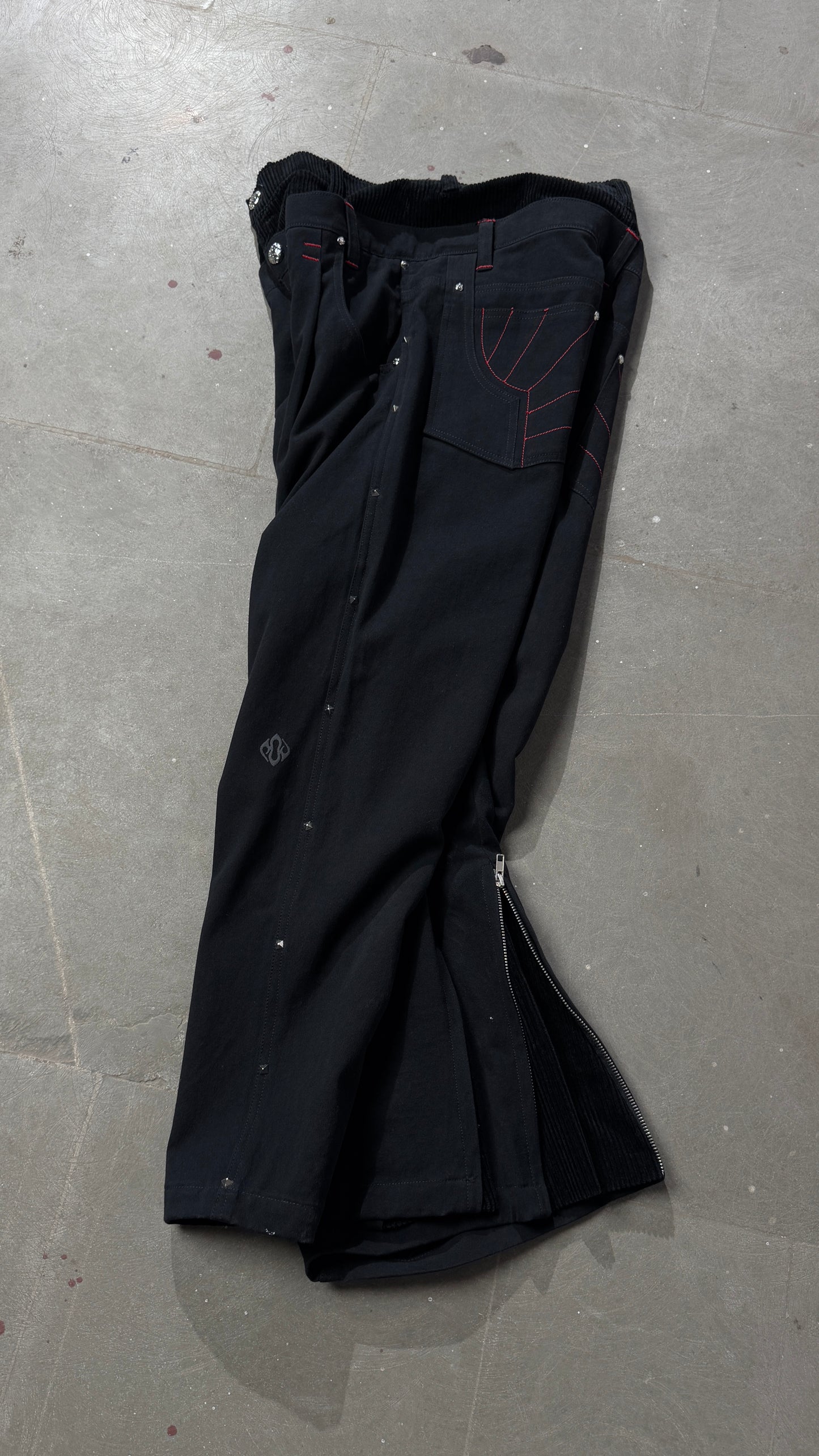 Sagging Jeans-Black - MTM