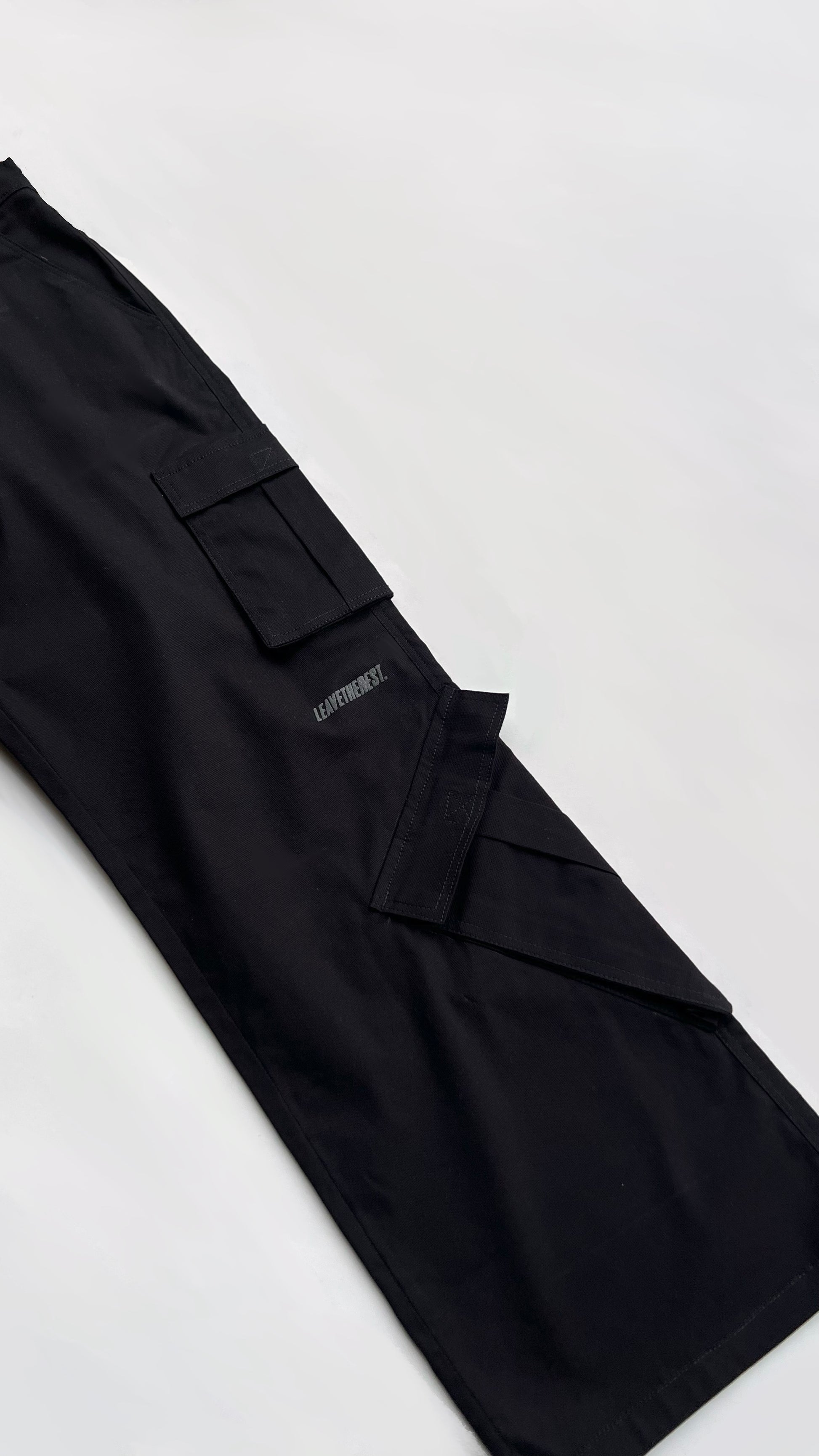TNA Solid Black Cargo Pants Size M - 70% off